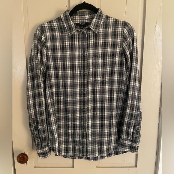 Madewell Tops - Madewell Green White Red Plaid Button-Up Shirt Flannel Coverup Light Soft Cute